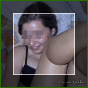 Jolie femme veut des pines circoncises à pomper à Québec