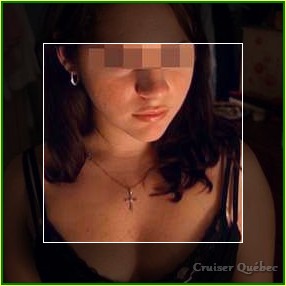 Coquine sur Montréal aimant le sexe extrême