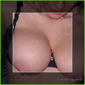 Jolie petite cochonne à Montréal recherche un mec vicieux